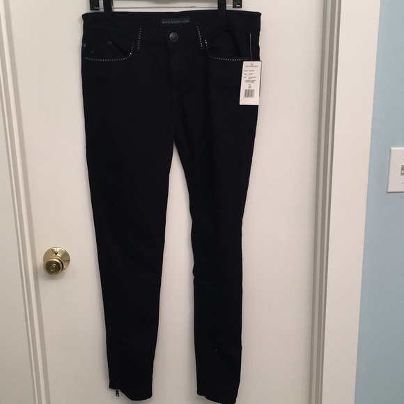 Rock & Republic lowrise skinny b#@!h Jean - Picture 1 of 5